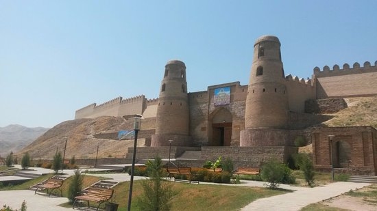 Худжандскую крепость посетили свыше 1,2 тыс. иностранных туристов