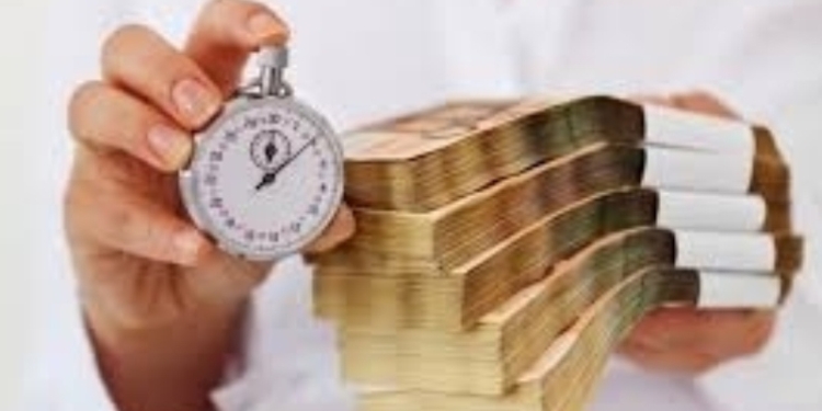 Глава ЖКХ Таджикистана посетовал на проблемы с обслуживанием кредитов