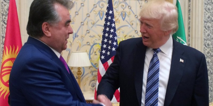 Администрация Трампа готова оказать содействие Таджикистану в расследовании нападения на туристов