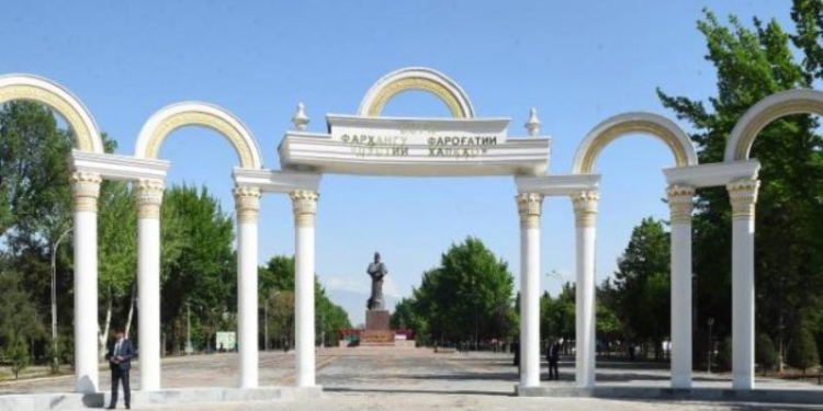 Парк «Парк Дружбы народов»  в Душанбе  переименован