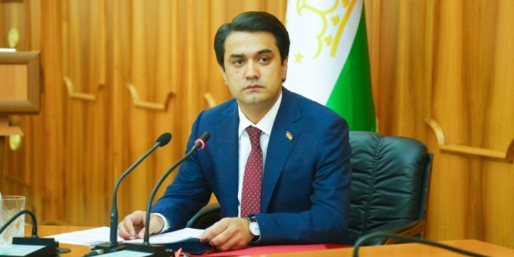 Рустам Эмомали созвал очередную сессию столичного Маджлиса
