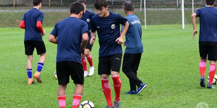 Юношеская сборная Таджикистана (U-16) провела первую тренировку в Малайзии