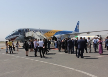 Презентация новейшего бразильского  самолета Embraer  Е190-Е2 в Душанбе