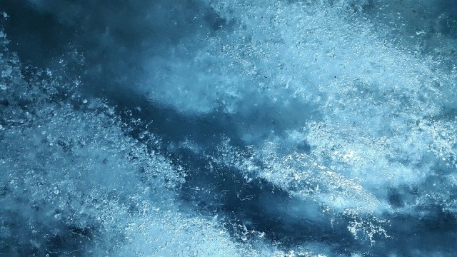 КЧС учит население, как вести себя при стихийных бедствиях