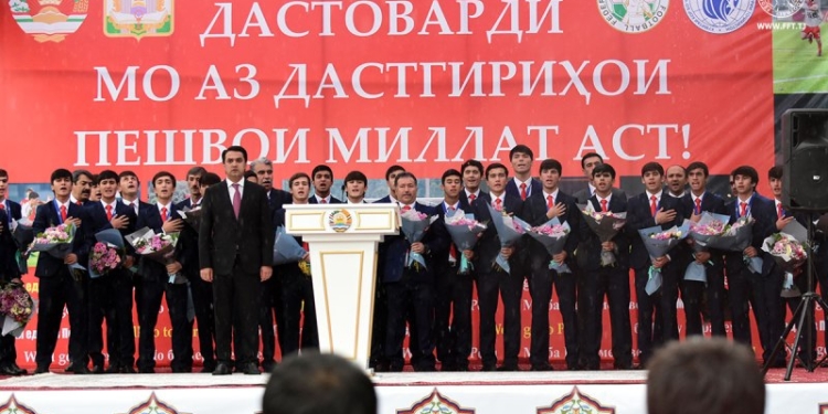 Юношескую сборную Таджикистана встретили как чемпионов