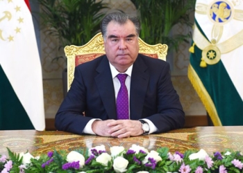 Эмомали Рахмон: Таджикский язык нуждается в особой защите государства