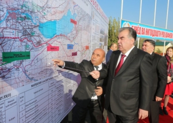 Эмомали Рахмон отбыл с рабочей поездкой в Согдийскую область