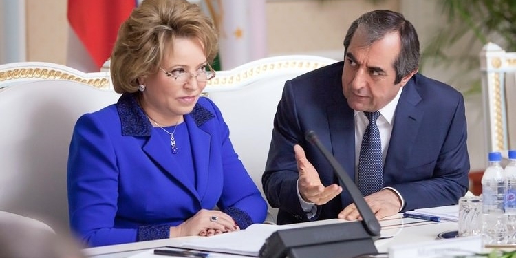 М.Убайдуллоев попросил РФ решить проблему 208 тыс. граждан РТ, въезд которых на территорию России запрещен