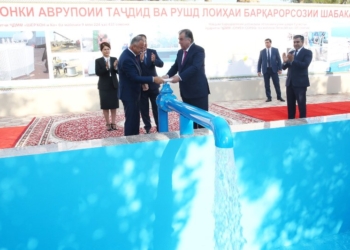 Президент открыл в Гулистоне Школу искусств и реконструированную систему водоснабжения