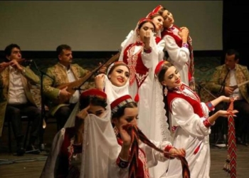 Таджикские артисты выступили с концертом в Кувейте