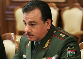 Министр обороны построил Центр здоровья в Бальджуване