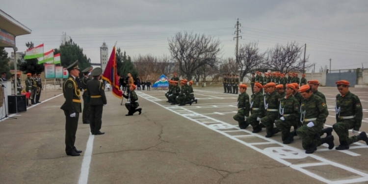 60 новобранцев КЧС приняли накануне воинскую присягу