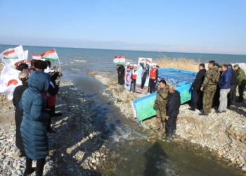 В Кайраккумское море выпустили 1 млн. мальков