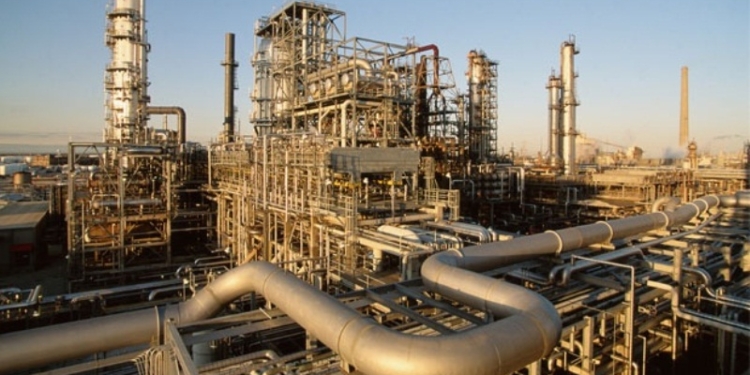 Нефтеперерабатывающий завод в Дангаре может заработать до конца текущего года