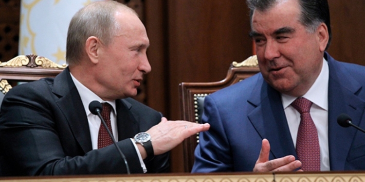 Э.Рахмон и В.Путин обсудили таджикско-российского сотрудничество