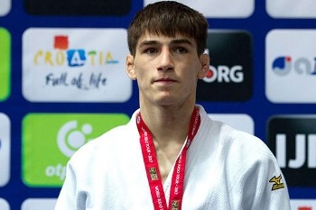 Сомон Махмадбеков завоевал «золото» чемпионата Азии по дзюдо в Гонконге