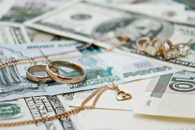 В Худжанде «домушник» украл деньги, драгоценности, паспорт и служебное удостоверение