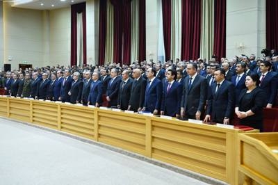 Президент поручил решить проблемы «Тоджиксодиротбонка» и «Агроинвестбонка»