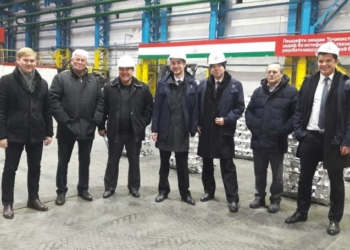 Таджикистан и Украина обсудили сотрудничество в сталеварной отрасли