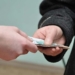 В Шахритусе владелец точки компьютерных игр вымогал деньги у клиента