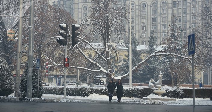 В Таджикистане сохраняется неустойчивая погода и опасность схода лавин