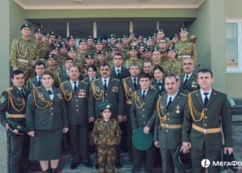 «МегаФон Таджикистан» поздравил солдат в крупнейших городах страны