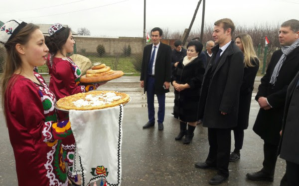 Украинские дипломаты ознакомились с промышленным сектором Леваканта