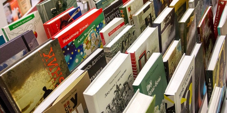 Таджикские литераторы  участвуют  в Минской международной книжной выставки-ярмарки