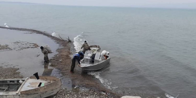 На «Таджикском море» задержали четверых «рыболовов»