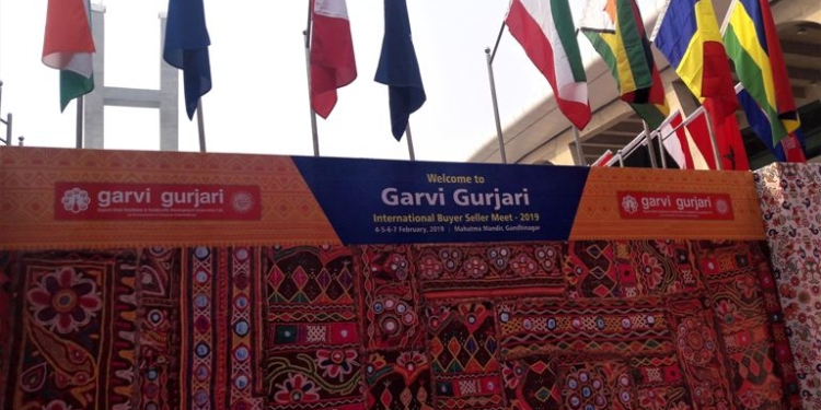 Союз ремесленников Таджикистана принял участие в «Garvi Gurjari – 2019» в Индии