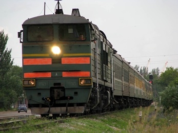18-летний житель Душанбе погиб под колесами тепловоза
