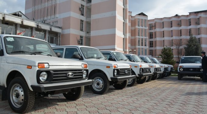 Филиалы Республиканского центра иммунопрофилактики получили новые автомобили