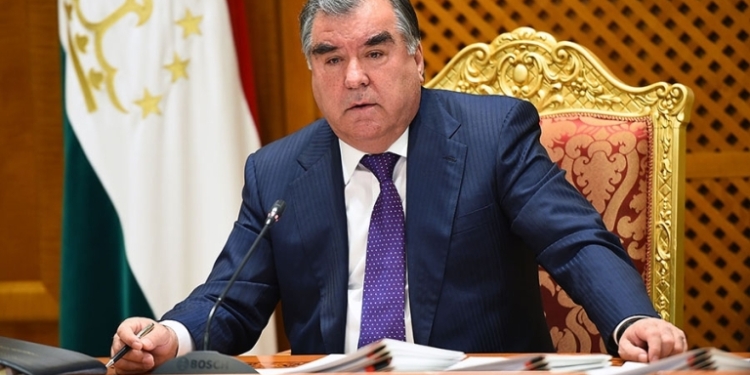 Президент провел очередное заседание правительства