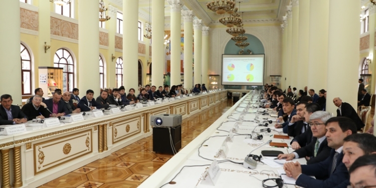 Вопросы регулирования процентных ставок банковских кредитов обсудили в Душанбе