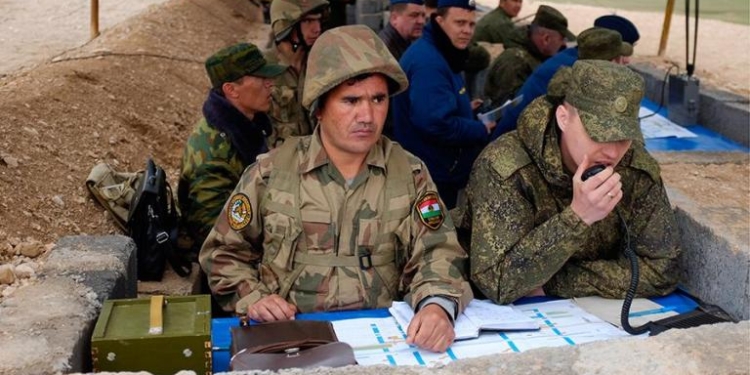 Россия компенсирует Таджикистану пребывание 201-й военной базы