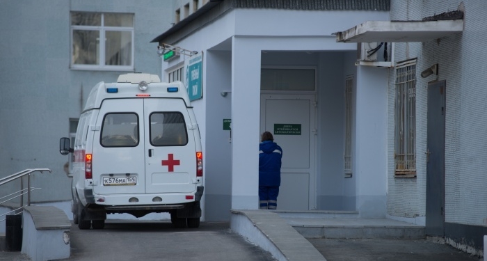В Екатеринбурге во время депортации скончался 47-летний житель Таджикистана