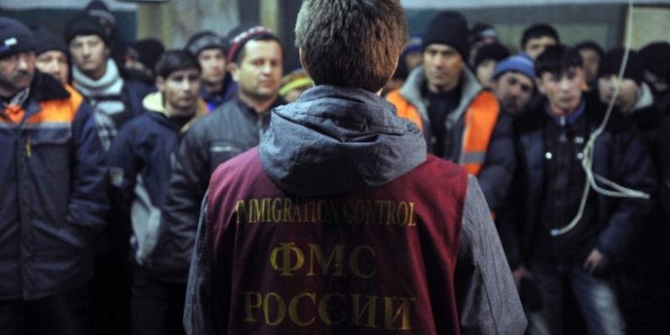 Мигранты перестали любить Россию