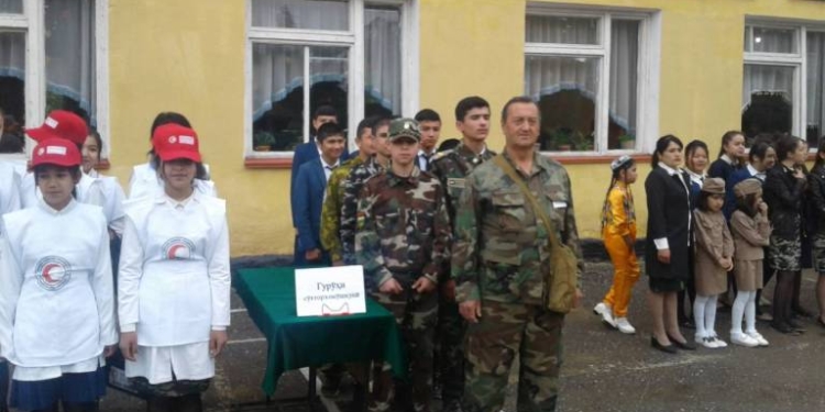 Школьников Дж.Расуловского района обучают реагировать на ЧС