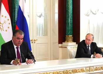 Средняя Азия между Россией и Западом