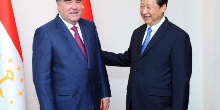 Президент Таджикистана посетит Китай