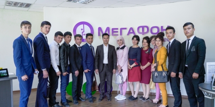 «МегаФон Таджикистан» рассказал будущим программистам о стартапе