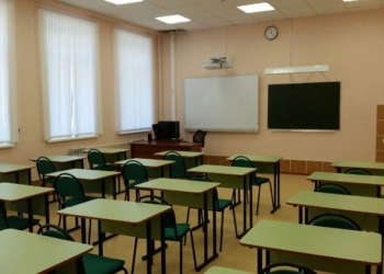 Житель Кушониена не пускал дочерей в школу. Его осудили