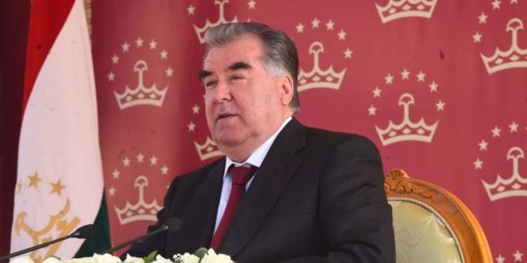 Президент отбыл в Дангару