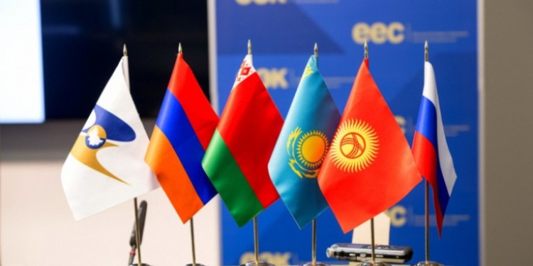 Эмомали Рахмон приглашен на саммит ЕАЭС в Нур-Султан