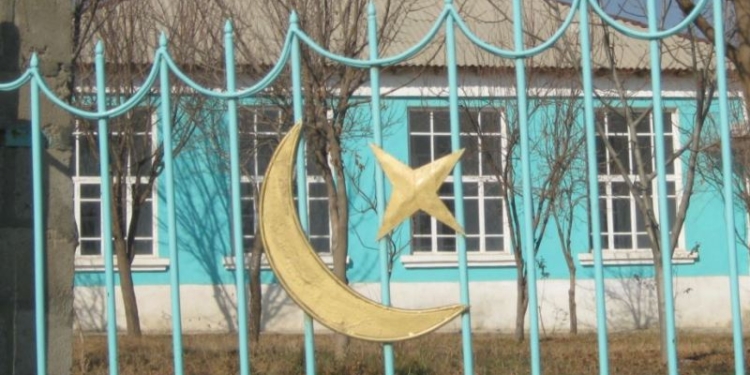 В Таджикистане могут возобновить деятельность закрытых ранее мечетей