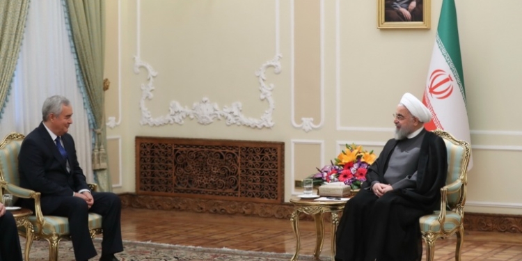 Президент Ирана принял посла Таджикистана