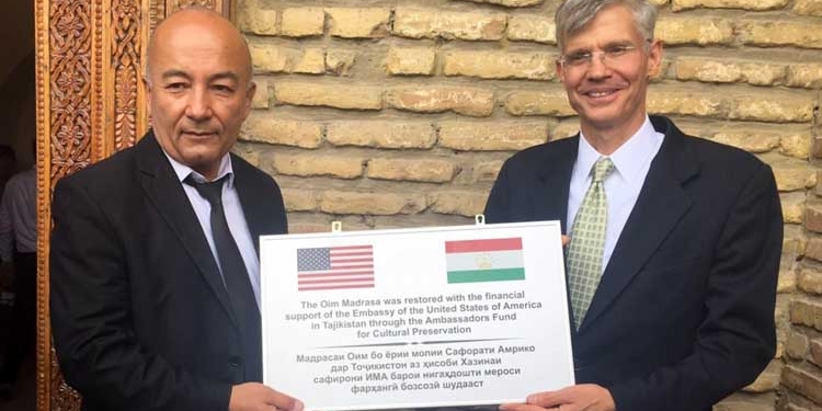 США профинансировали реставрацию женского медресе в Таджикистане
