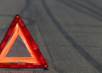 В Гиссаре автомашина опрокинулась в пропасть. Погибли сёстры