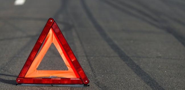 В Гиссаре автомашина опрокинулась в пропасть. Погибли сёстры