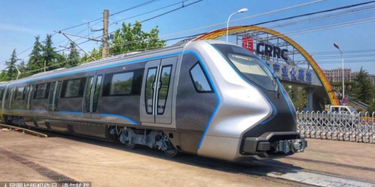 Китай успешно испытал поезда метро нового поколения